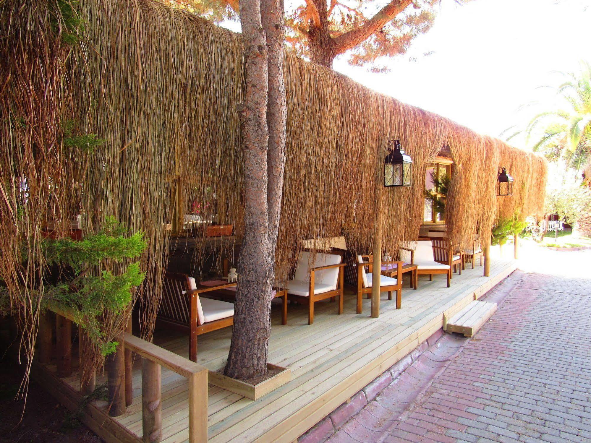 Assos Hunters Hotel (Adults Only) Экстерьер фото